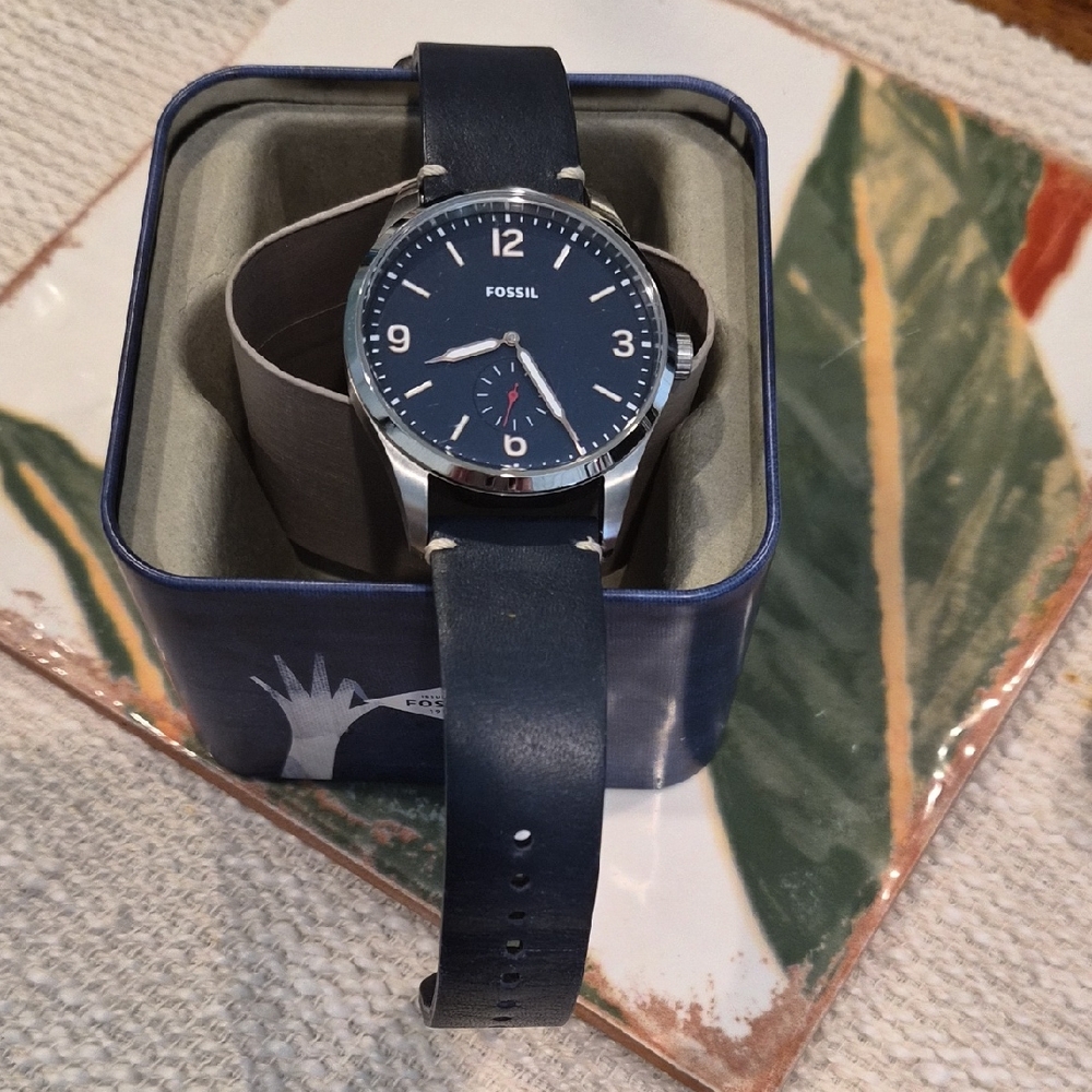 Fossil Navy Leather Strap Watch